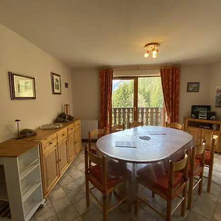 Appartement Fuchsia 20 - Altitude Immobilier *